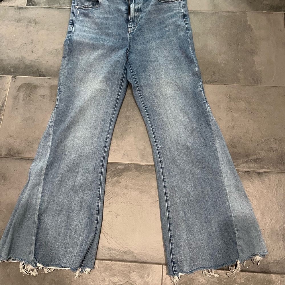 American Eagle Festival Flare high rise jeans. Size 16.